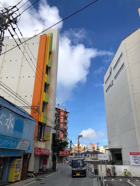 无名道路岔口